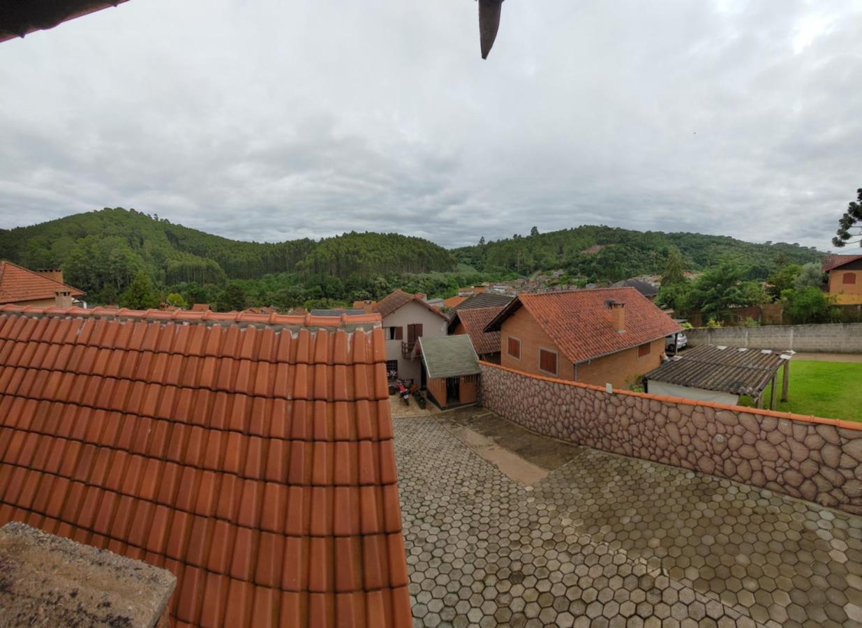 Florada Do Amanha Pensão Monte Verde (Minas Gerais)